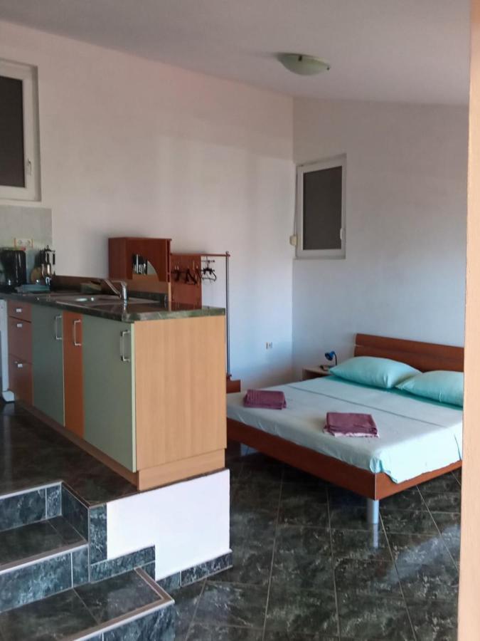 Apartmani Frka Sali Exterior foto